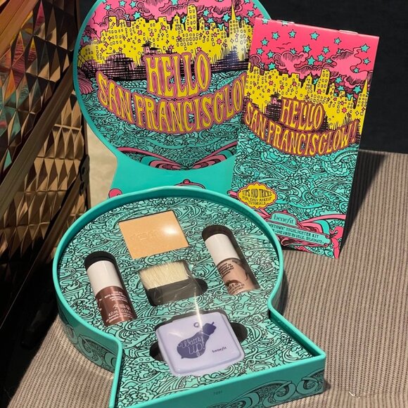BENEFIT Hello San FrancisGlow! Glowin' Downtown Highlight Kit Reusable Tin NEW - Picture 2 of 4